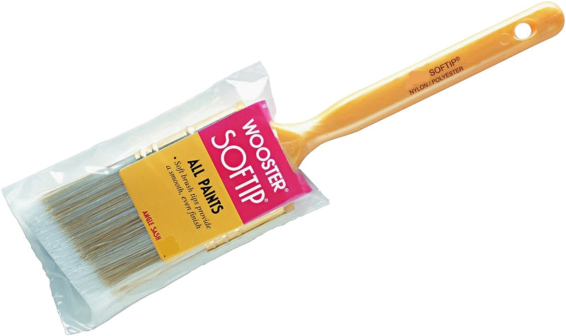 Wooster Softip Q3208-2-1/2 Paint Brush, 2-1/2 in W, 2-3/8 in L Bristle, Polyester Bristle, Angular Handle