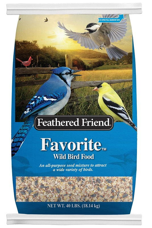 Feathered Friend Favorite Series 14423 Cracked Corn Favorite Blend, 40 lb, All-Purpose Bag