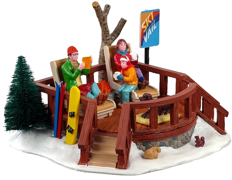 Lemax 13558 Sun on the Slopes Figurine
