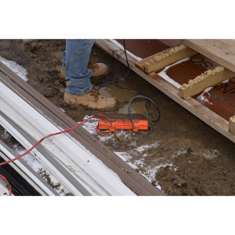 Twist and Seal Maxx Cord 4.5 in. D X 10 in. L Cord Protector 1 pk