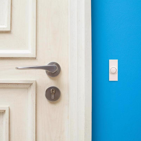 Heath Zenith White Plastic Wireless Pushbutton Doorbell