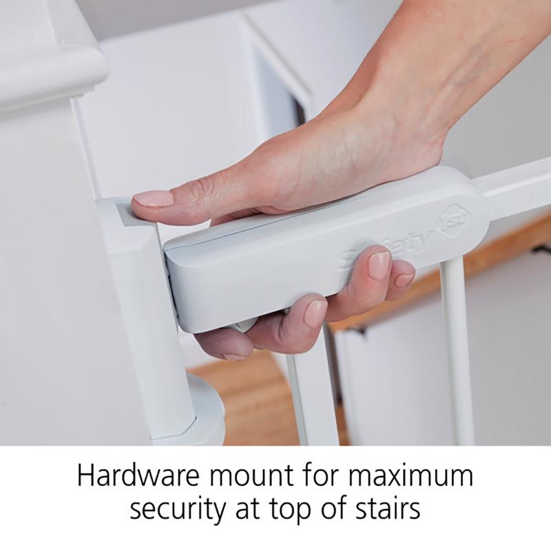 Safety 1st White 28 in. H X 29 - 42 in. W Metal Stairway Gate