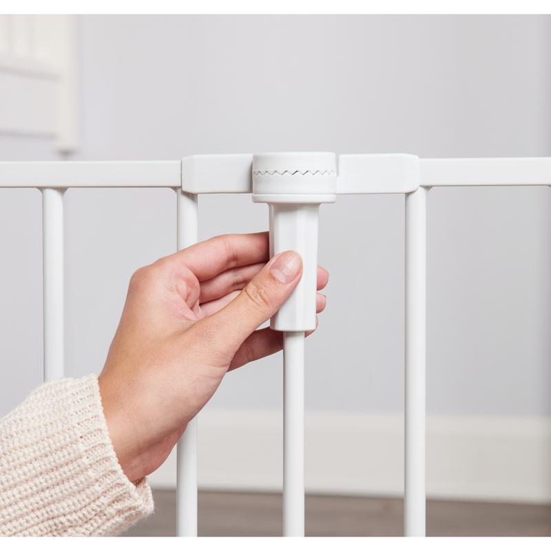 Regalo White 28 in. H X 144 in. W Metal Safety Gate