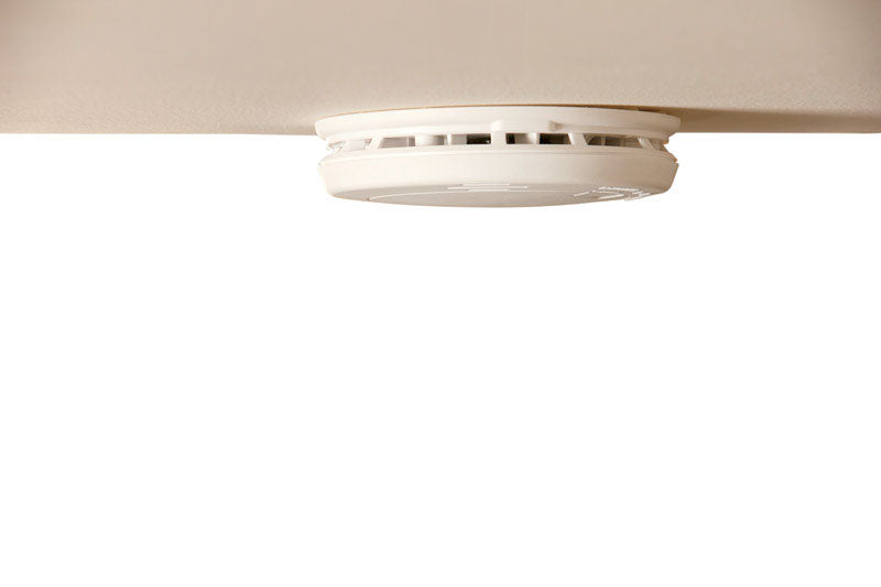 First Alert 1039852 Smoke Alarm, 3 V, Photoelectric Sensor, 85 dB, Alarm: Audible Beep, Ceiling, Wall, White