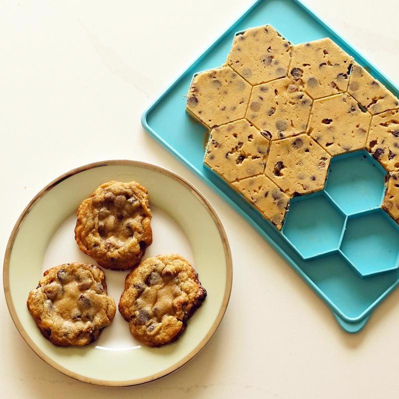 Shape+Store The Smart Cookie Blue Plastic Cookie Cutter 13 oz