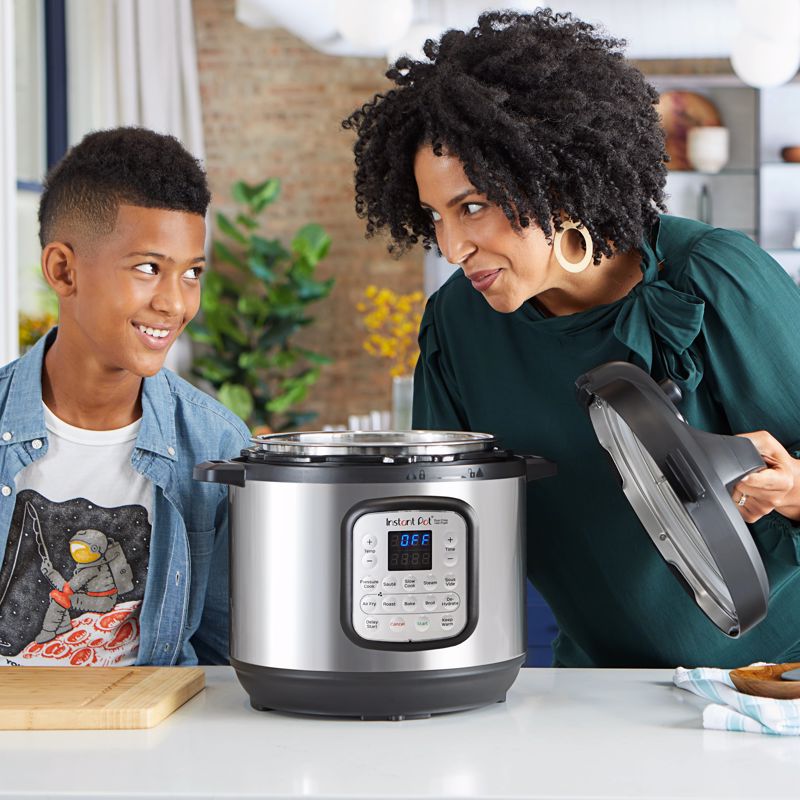 Instant Duo Crisp Stainless Steel Pressure Cooker 8 qt Black/Silver