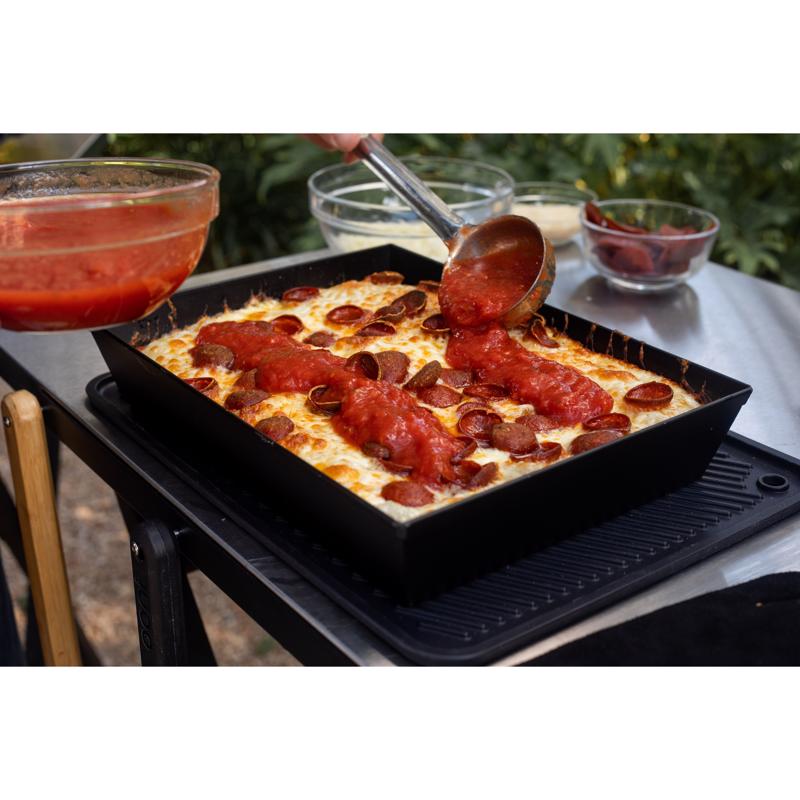 Ooni Medium 10 in. W X 13 in. L Detroit Style Pizza Pan Black 1 pc
