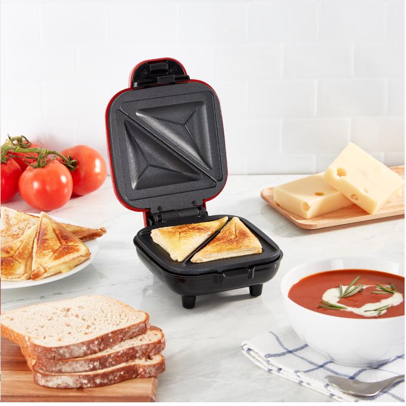 Dash Red Plastic Nonstick Surface Sandwich Maker