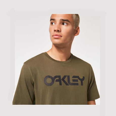 Oakley L Short Sleeve Men's Crew Neck Brush/Black Mark II Tee 2.0 Tee Shirt