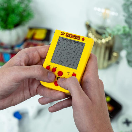 PAC-MAN Game Keyring Arcade Yellow/Red